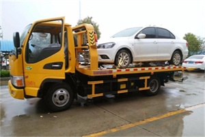 源汇附近拖车救援24小时服务热线